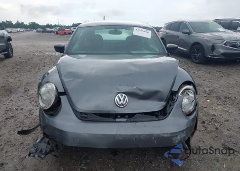 2014 Volkswagen Beetle 2.5L Entry из США, поврежденный, VIN 3VWFP7AT9EM627658